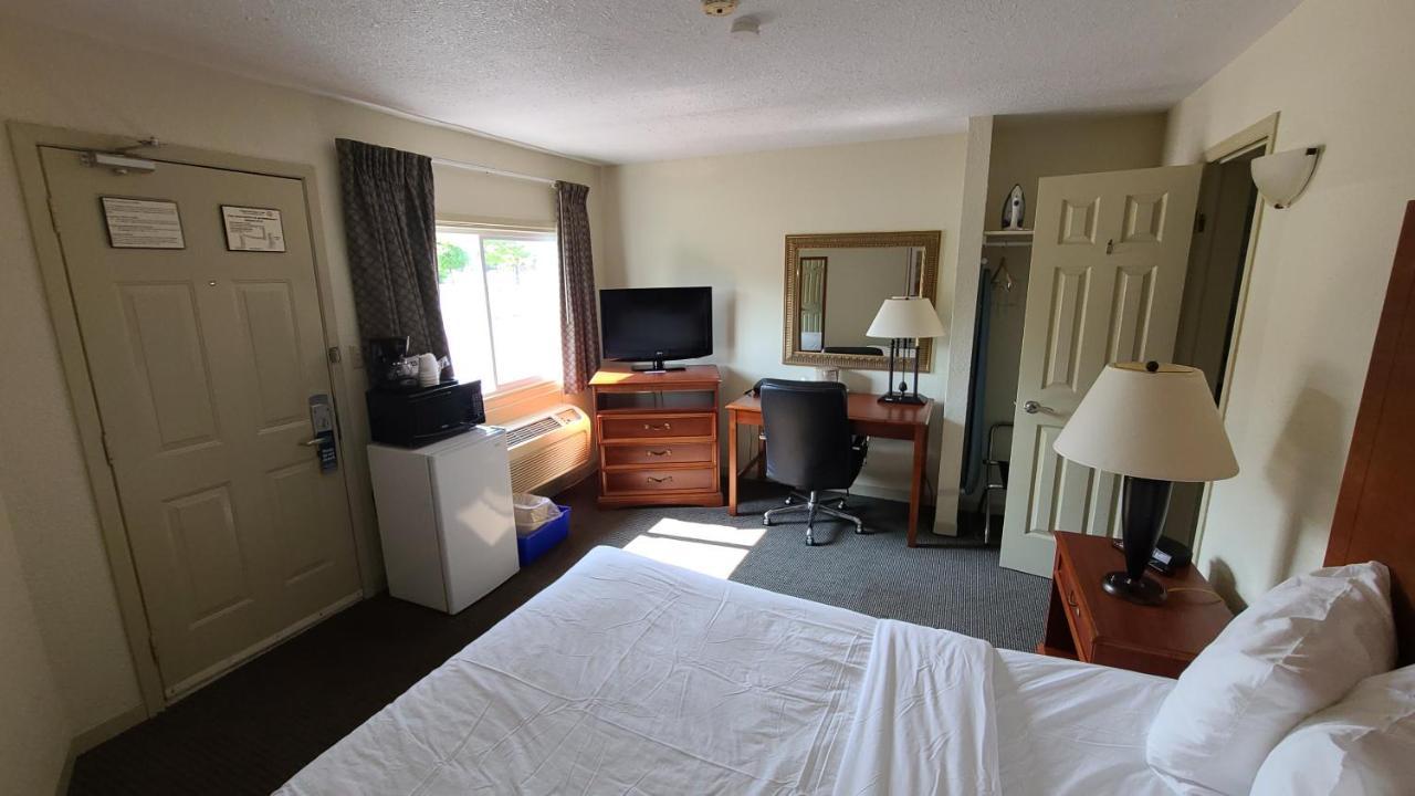 Travelodge By Wyndham 2*