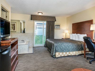 Travelodge By Wyndham Motel